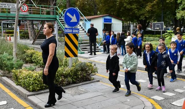 Minik sürücüler trafik bilinciyle yetişiyor