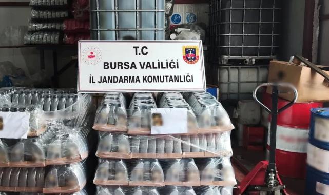 Mudanya’da Jandarma’dan kaçak motor yağı operasyonu