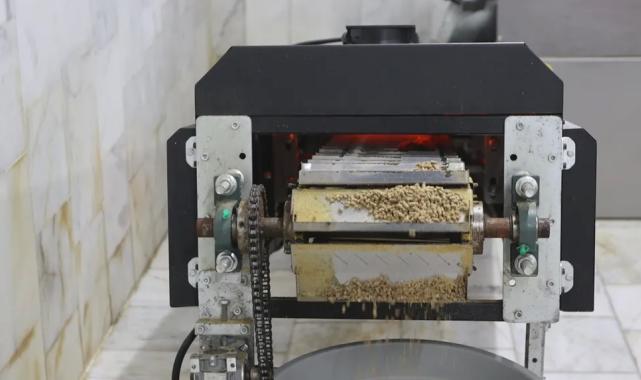 Muğla’da can dostlar için 42 ton mama üretildi