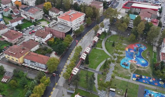 Sakarya’da Hendek’in kalbi Şehit Gaffar Okkan Bulvarı’na Büyükşehir dokunuşu