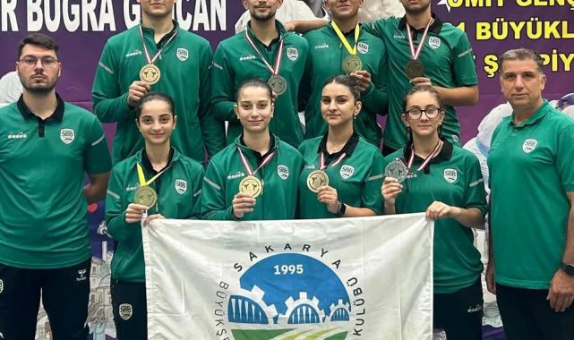 Sakaryalı karateciler Bursa’da madalyaları topladı