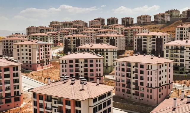 11 ilde mutlu sona az kaldı… Bakan Kurum il il konutlarda son durumu paylaştı