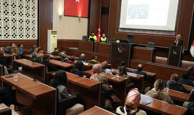 Ankara Keçiören Belediyesi’nde hizmet içi ‘trafikte güvenli sürüş’ eğitimi