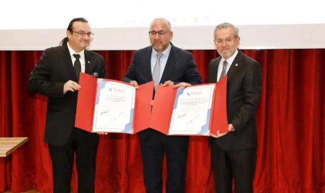 Ankara Üniversitesi Diş Hekimliği Fakültesi TÜSKA akreditasyon belgesi aldı