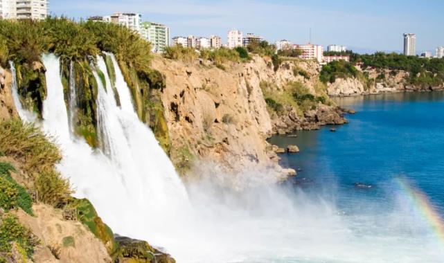 Antalya’da deniz ekosistemi için Yapay Resif Projesi