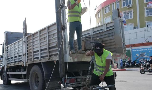 Antalya’da yağmur suyu hatları temizleniyor