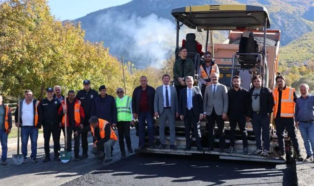 Artvin’de Vali Ergün’den Ardanuç’ta asfalt mesaisi