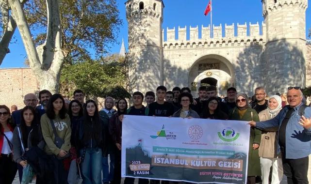 Artvinli öğrenciler İstanbul’u keşfetti