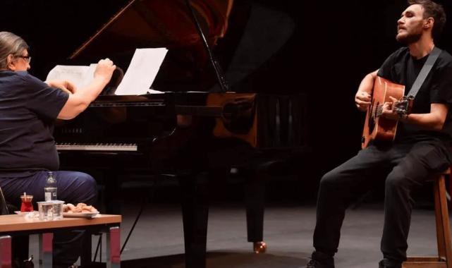 Balıkesir’de oyuncu adayları sahnede ter döktü