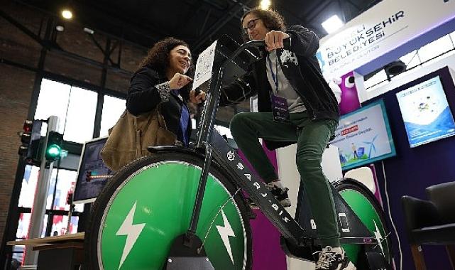 Bilişim ve teknolojinin nabzı bu fuarda attı