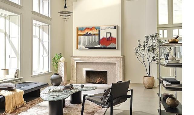 Dünyaca ünlü pop grubu BTS’nin lideri RM Samsung Art TV’ler için kamera karşısına geçti