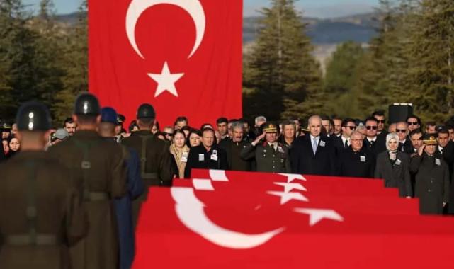 Düşen C-130’la şehit olan 20 kahraman için Mürted’te tören düzenlendi