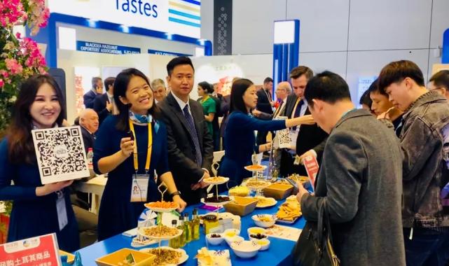 Egeli ihracatçılar Çin’de Türk ihracatını vitrine çıkarıyor