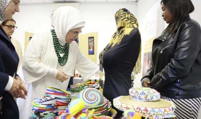 Emine Erdoğan’dan Johannesburg’ta Ulusal Miras Sergisi’ne ziyaret