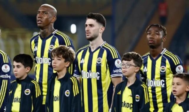 Fenerbahçeli futbolcular köşeyi dönecek