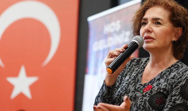 Gazeteci Özlem Gürses’ten Bakırköy’de ‘umutlu’ konuşma