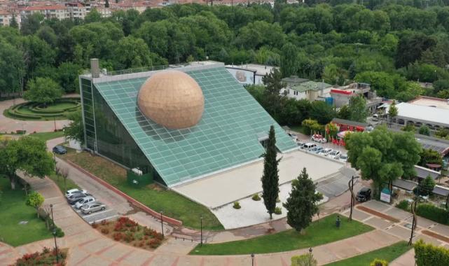 Gaziantep’te yapay zeka yönetmenini arıyor