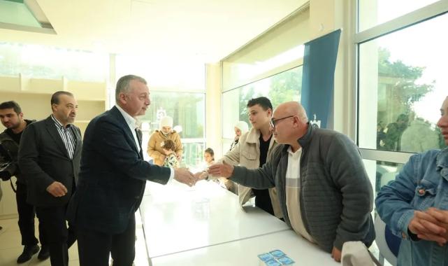 Gebze’de evlerine giremeyen ailelere moral ziyareti