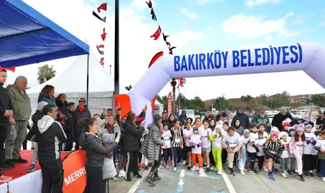 İstanbul Bakırköy’de “Öğretmenler Günü Koşusu” düzenleniyor