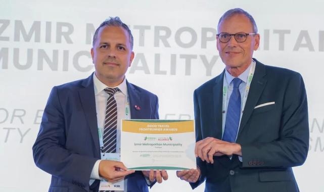 İzmir Büyükşehir’e ‘öncü kuruluş’ ödülü