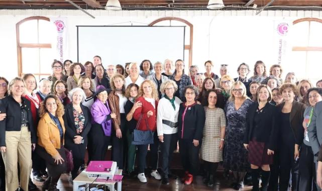 İzmir, kadınların katılımıyla güçleniyor 