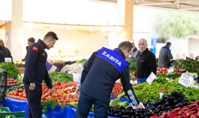 İzmir Narlıdere pazarında kapsamlı denetim