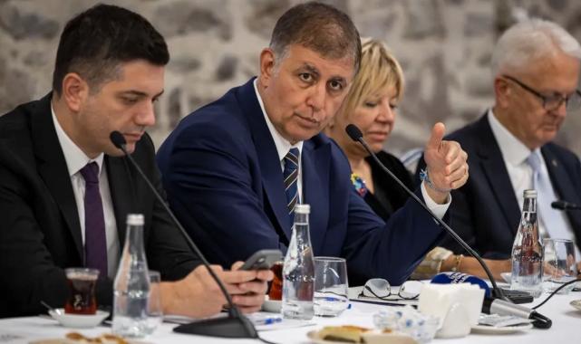 İzmir’in çöpü 20-25 yıl gündem olmayacak