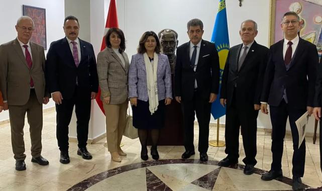 Kazakistan Almatı’da sempozyum ve festival heyecanı