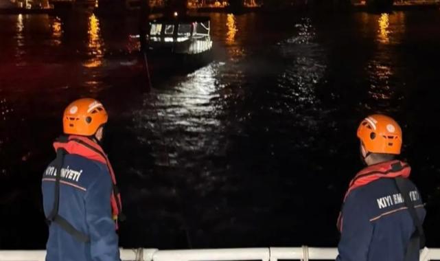 Kireçburnu açıklarındaki pervane arızası yaşayan tekne Tarabya’ya yanaştırıldı