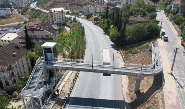 Kocaeli Büyükşehir’den son 6 yılda 18 yeni üst geçit, 38 engelli asansörü