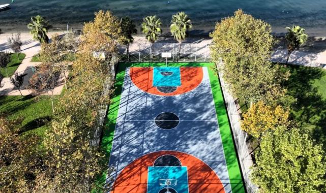 Kocaeli Büyükşehir’den spor sahalarına yenileme