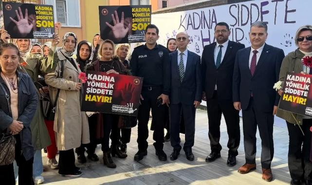 Kocaeli Gölcük’te kadına şiddete karşı farkındalık etkinliği