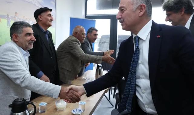 Kocaeli’de Başkan Büyükakın, Ağrılılarla bir araya geldi