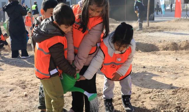 Konya Karatay’da 10 bin 400 metrekarelik alana fidan dikildi