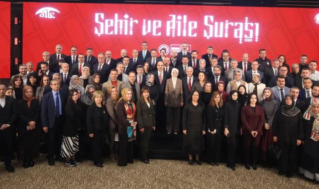 Konya’da ‘Şehir ve Aile Şurası’ başladı
