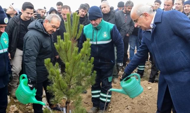 Malatya Beydağı’nda 10 bin 444 fidan toprakla buluştu