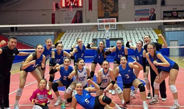 Manisa derbisinde gülen taraf Ataspor oldu