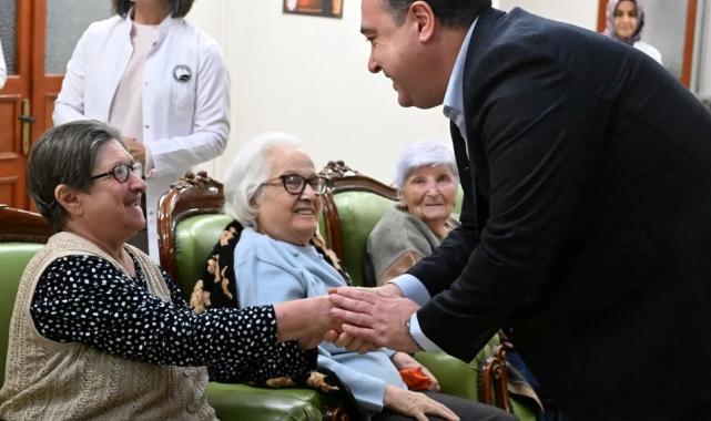 Manisa’da huzurevi ziyareti! Yaşlılara yeni proje sözü