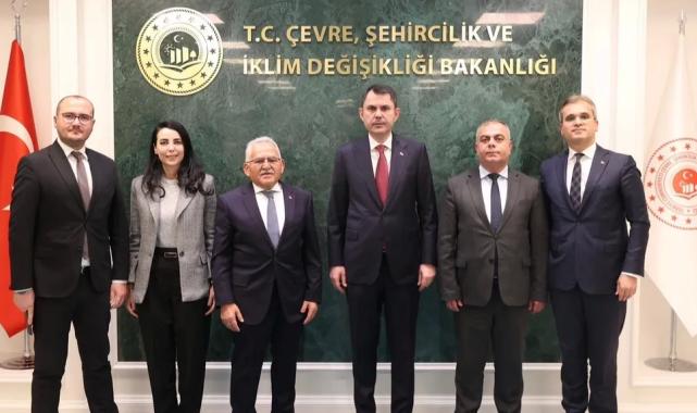 Memduh Büyükkılıç’tan Bakan Kurum’a ziyaret