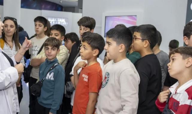 Mersin’de çocuklar bilimle buluştu
