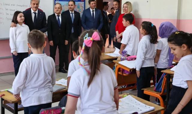 Minik Ravza arkadaşlarına verdiği ‘Yusuf Alemdar’ı getireceğim sözünü tuttu