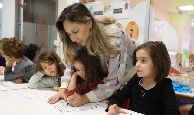 Muğla’da minik kalpler haklarını öğrendi