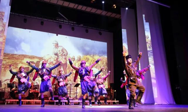 Muğla’da zeybek ve türkülerle Atatürk anıldı