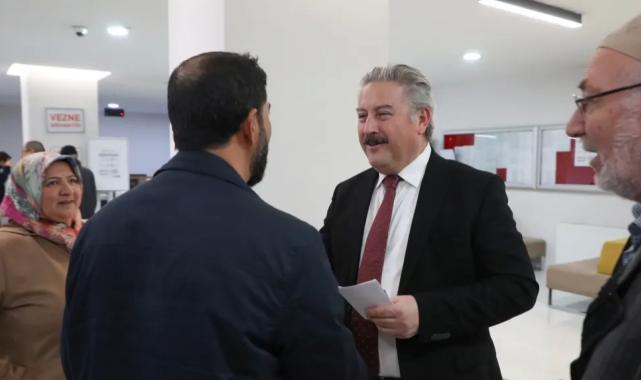 Mustafa Palancıoğlu emlak vergisini vezneden ödedi