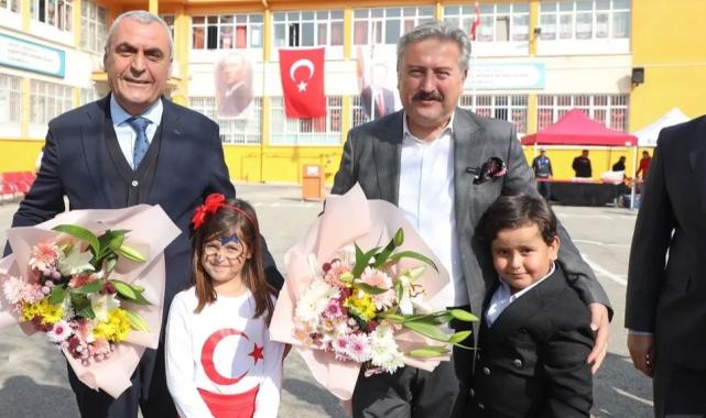 Mustafa Palancıoğlu’dan Esentepe Mumcular İlkokulu’na ziyaret