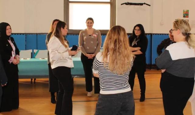 New Jersey’de aile ve çocuk eğitimi semineri