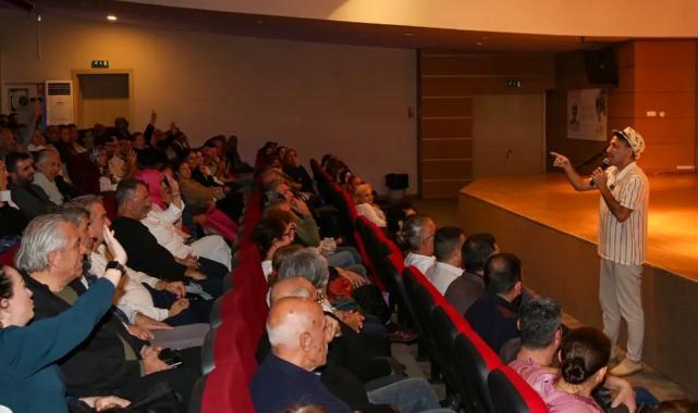 Öğretmenlere ‘Çiğli Komedi Akşamları’ neşeli gece yaşattı