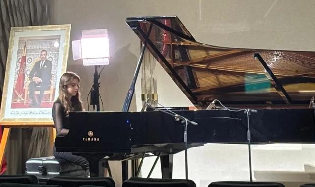 Piyanonun genç incisi Narlıdere’yi gururlandırdı