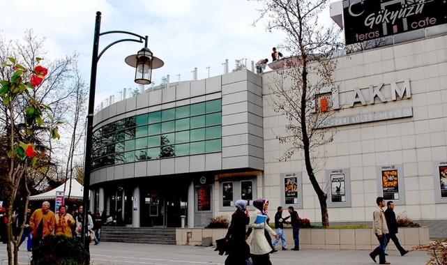 Sakarya AKM’de yenileme çalışmaları sürüyor