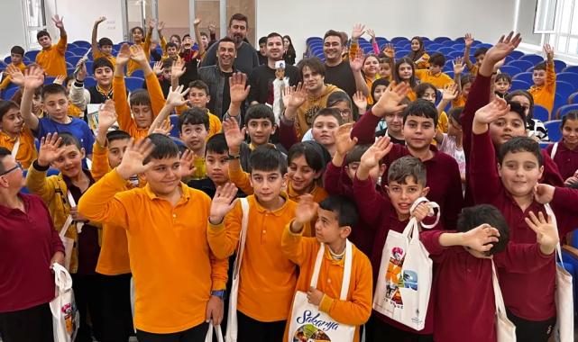 Sakarya’da çocuklar ‘Çok Bilmiş İbiş’ ile eğlendi